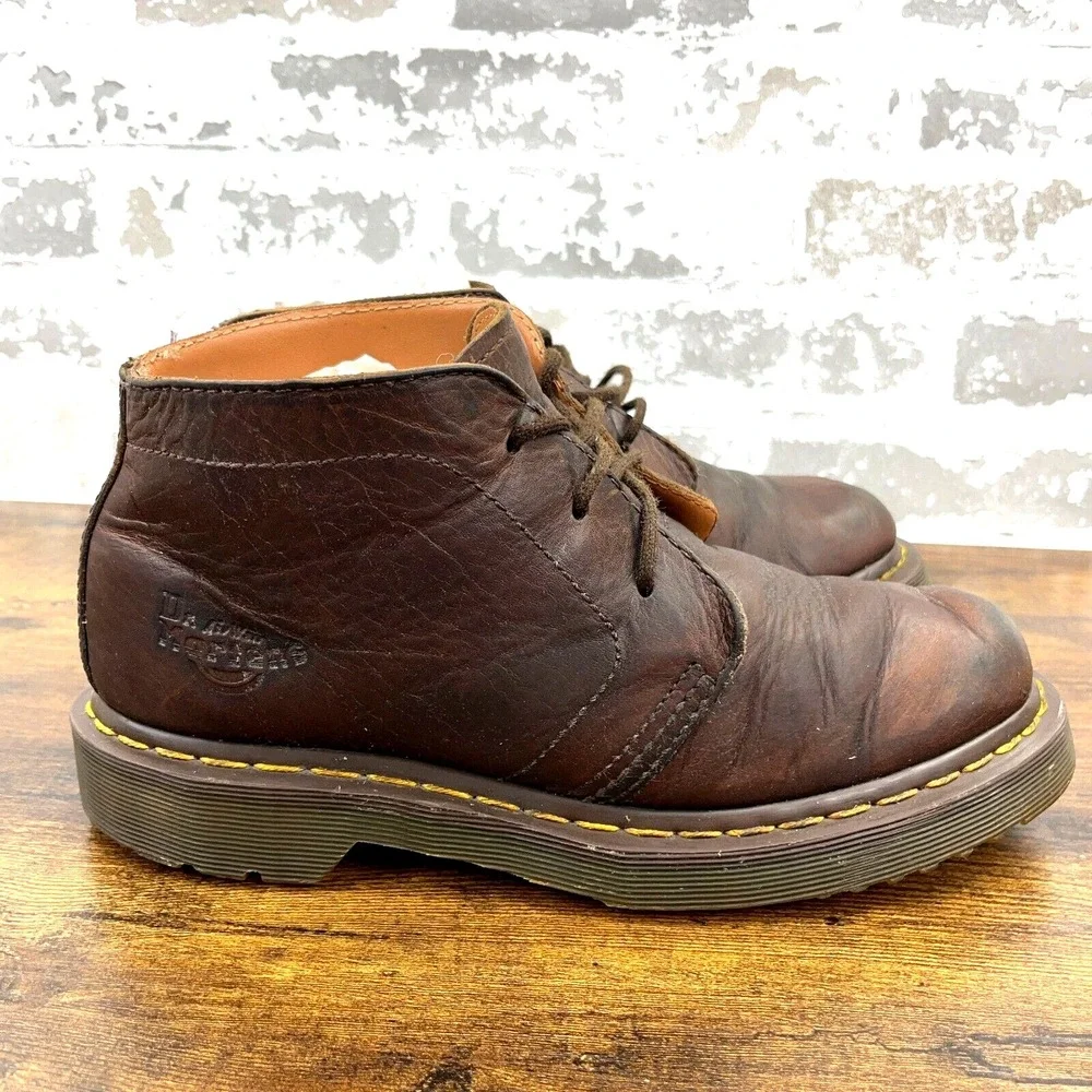Dr Martens Chukka‎ Boots Men 8 US Ankle Dark Brown Leather Lace Up Mid Top Doc